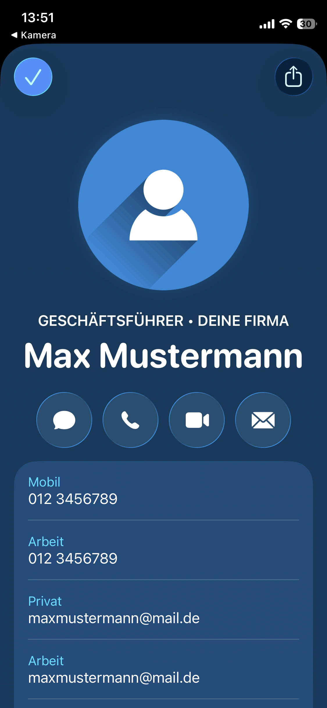 iPhone-Kontaktkarte von Max Mustermann